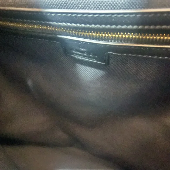 Gucci Beatrix Maxi Hobo 2025 BNIB - Picture 15 of 16